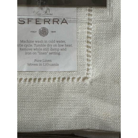 Festival Set Of Four Dinner Napkins 20 x 20 Oyster - Picture 11 of 11